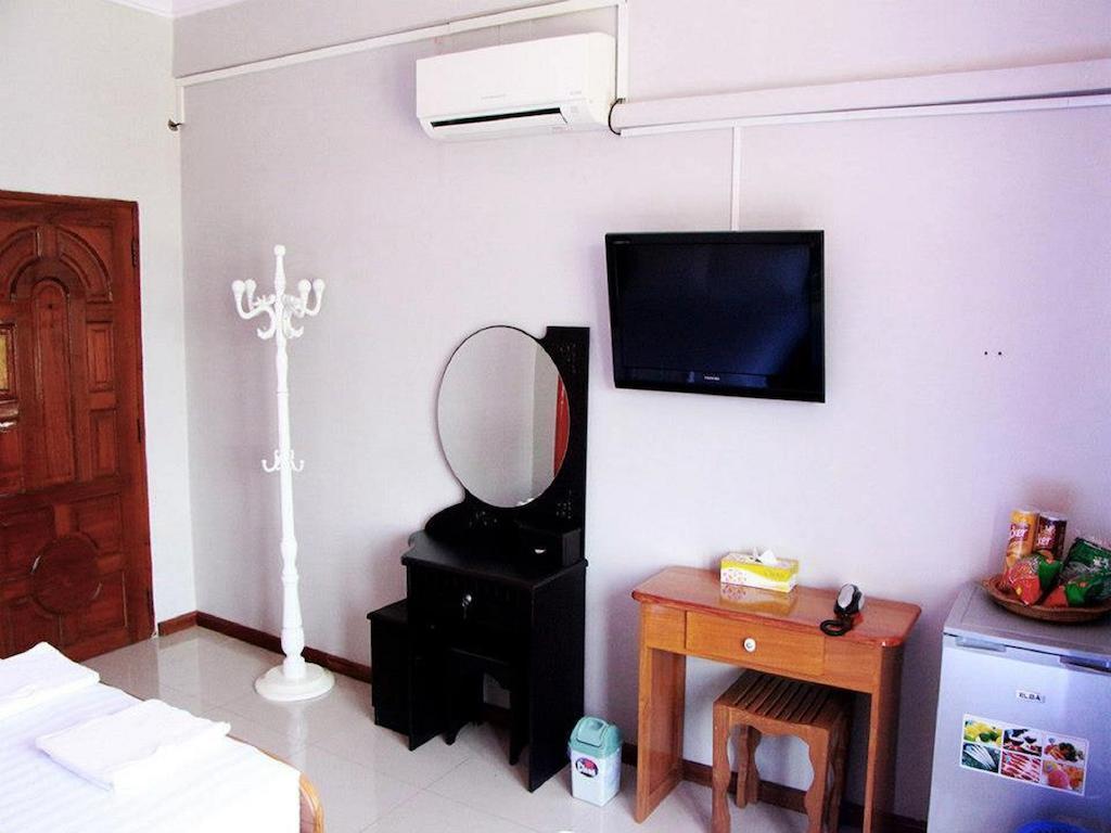 Myit Sone Hotel Mandalay Exterior foto